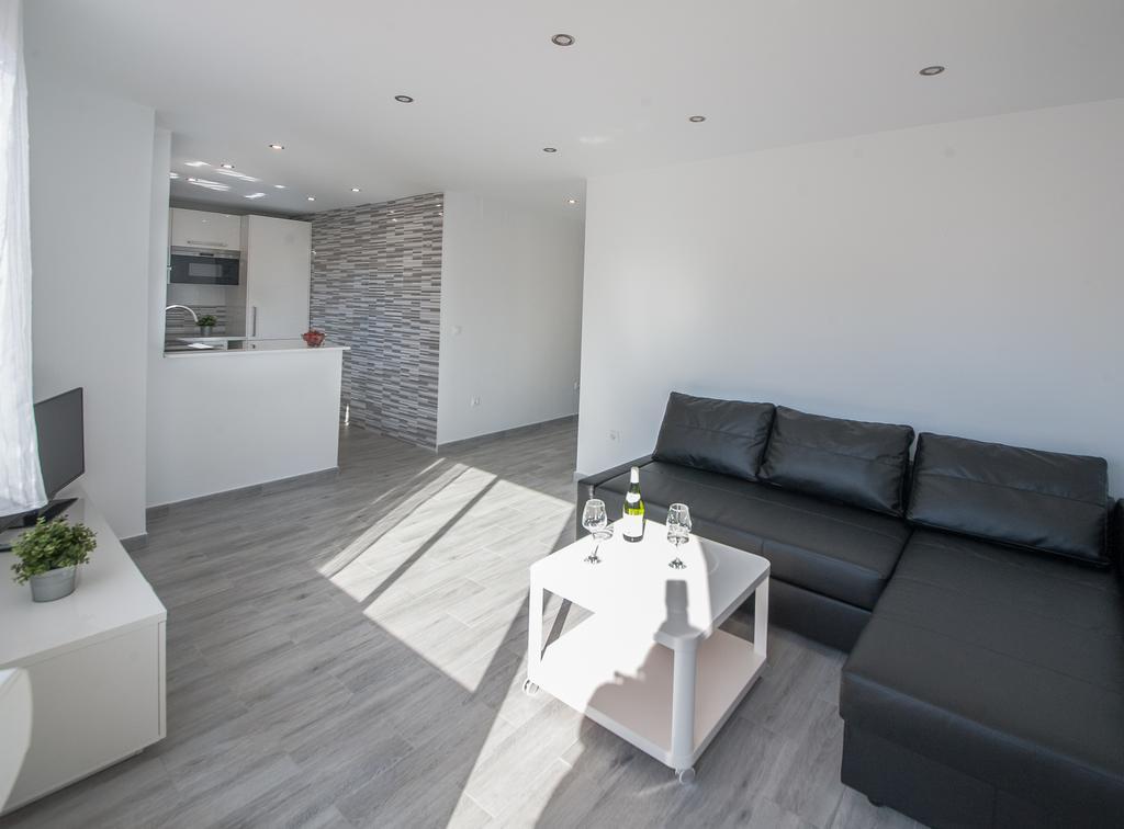 El Ancla Apartment Fuengirola Exterior photo